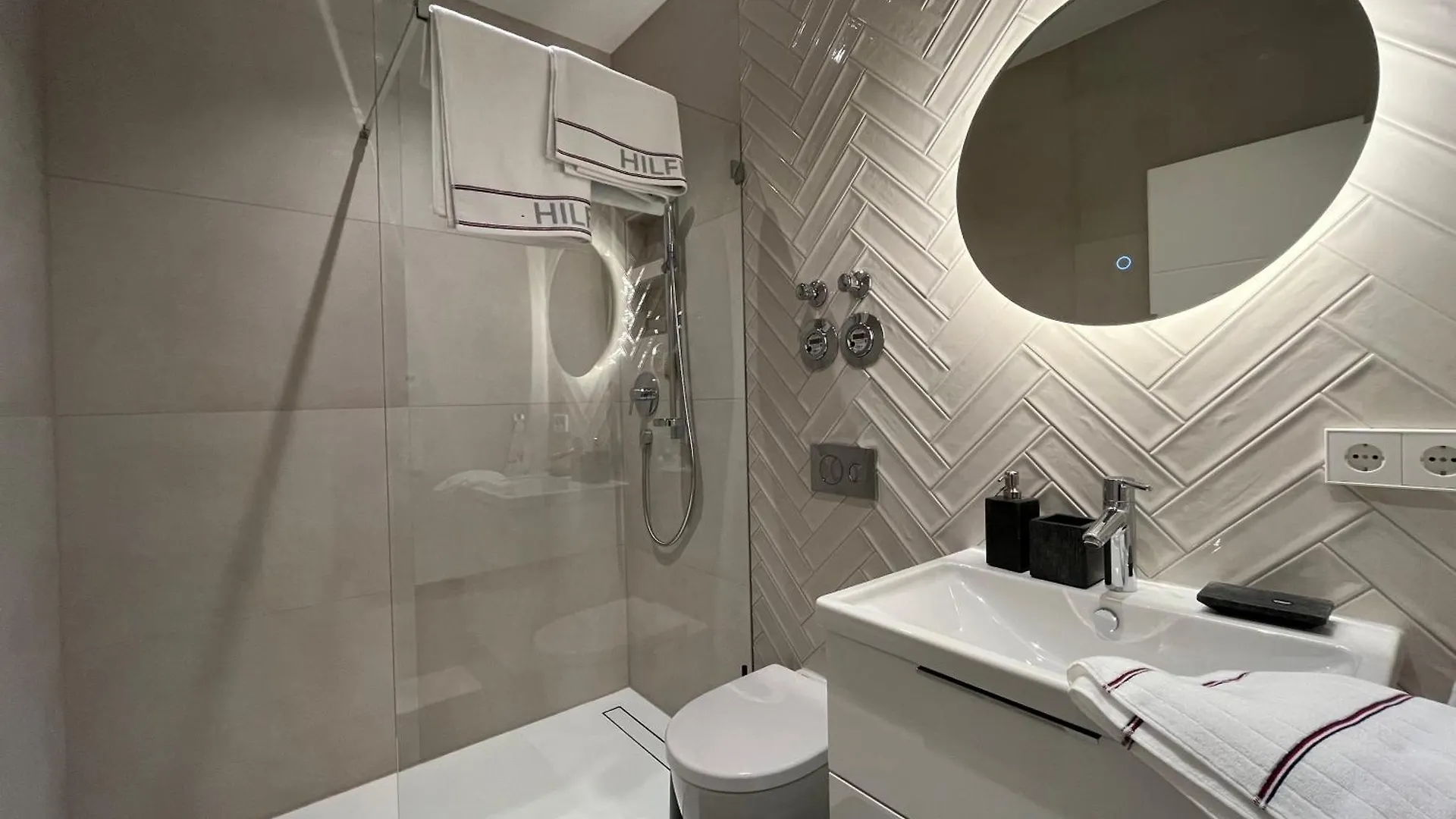 Appartement Stuttgart Lux Living - Stilvolles Wohnen Im Zentrum