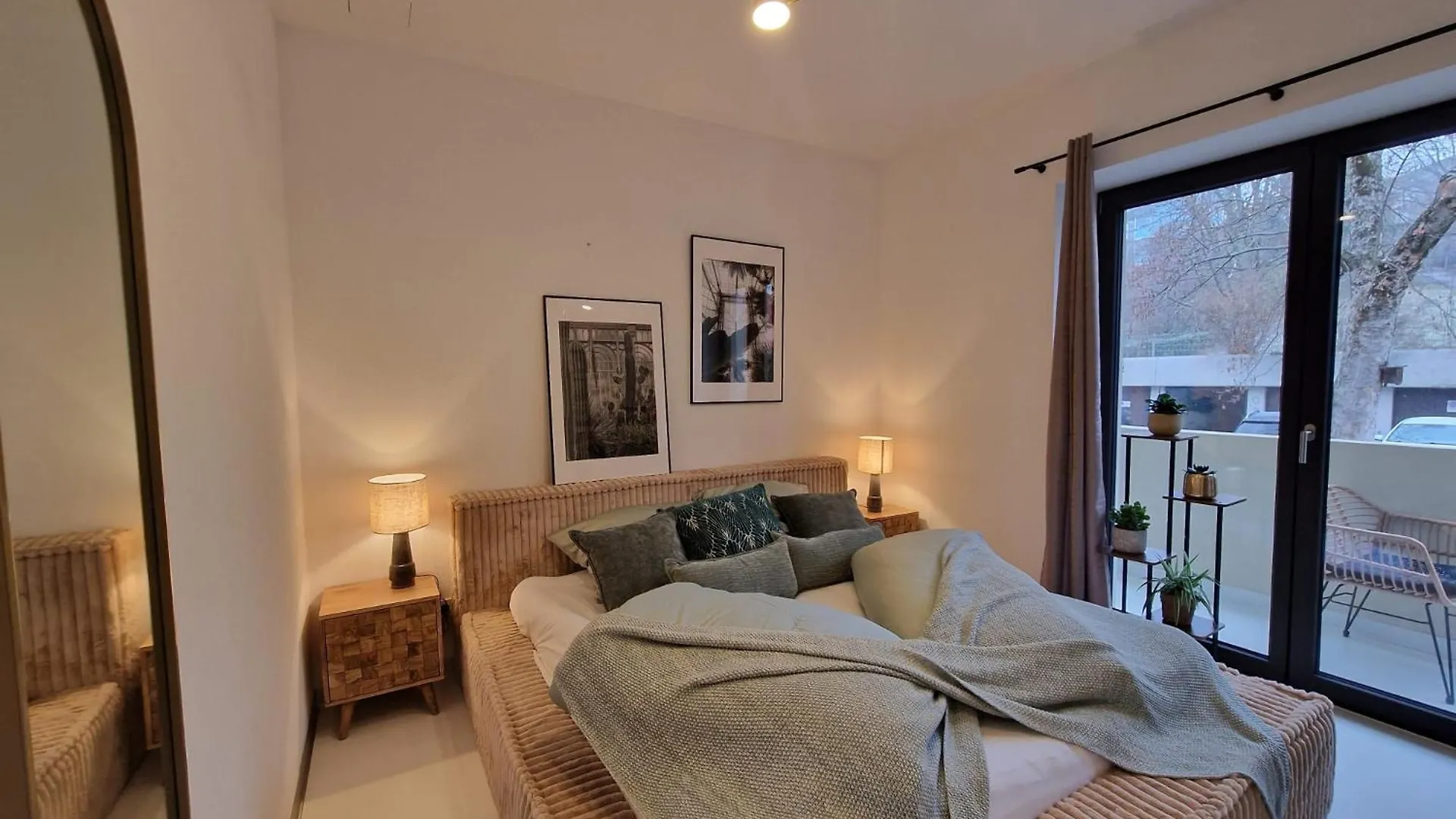 Stuttgart Lux Living - Stilvolles Wohnen Im Zentrum
