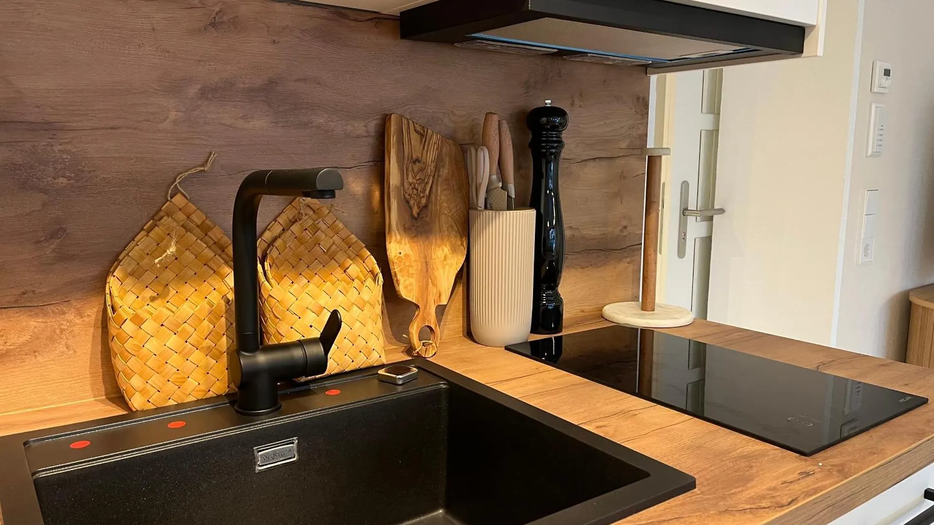 Apartment Stuttgart Lux Living - Stilvolles Wohnen Im Zentrum