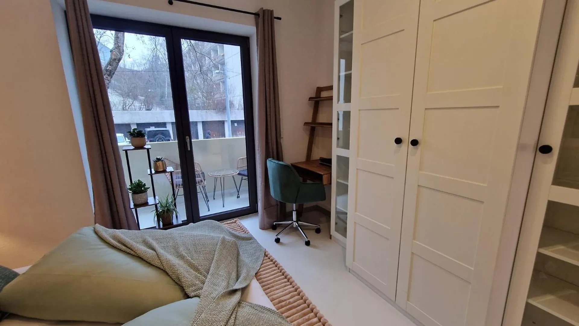 Stuttgart Lux Living - Stilvolles Wohnen Im Zentrum 0*,