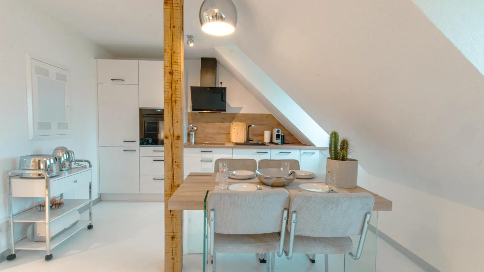 Stuttgart Lux Living - Stilvolles Wohnen Im Zentrum Apartment