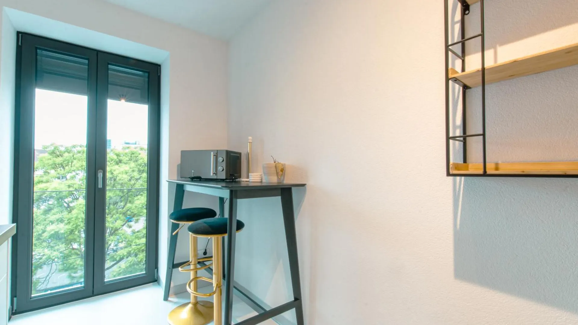 Stuttgart Lux Living - Stilvolles Wohnen Im Zentrum